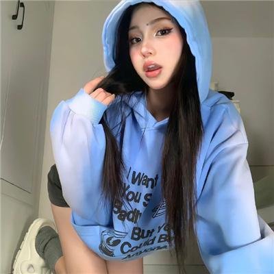 黄阿丽：小眼镜蛇